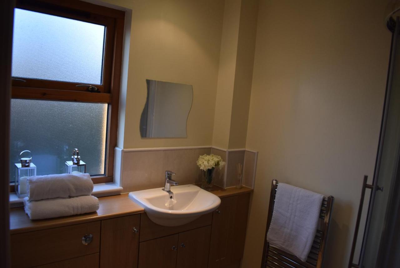 Kelpies Serviced Apartments Kavanagh- 5 Bedrooms Bathgate Eksteriør bilde