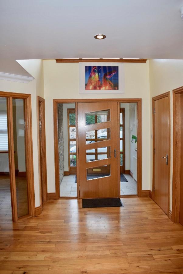 Kelpies Serviced Apartments Kavanagh- 5 Bedrooms Bathgate Eksteriør bilde