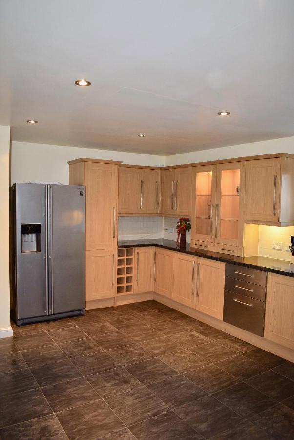 Kelpies Serviced Apartments Kavanagh- 5 Bedrooms Bathgate Eksteriør bilde